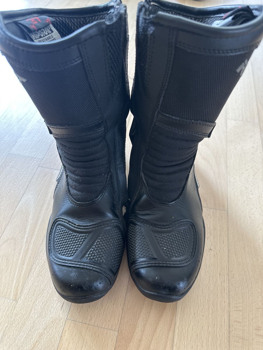 Chaussures garçon: Motorradstiefel – D'occasion à Bad Zurzach par bernerin13