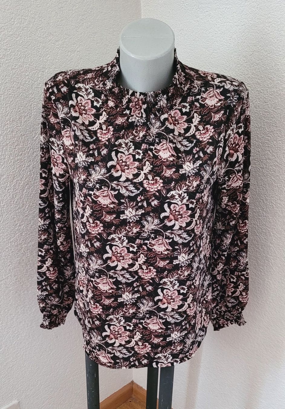 Only Blusen: Blusen Shirt ONLY Grösse 36 – Neu (gemäss Beschreibung) aus Füllinsdorf von Sunnebliemli7 1