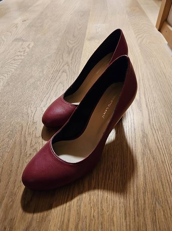 Scarpe da donna: Pumps rot 37 – Usato da Bärau venduto da blu_dc7v 2