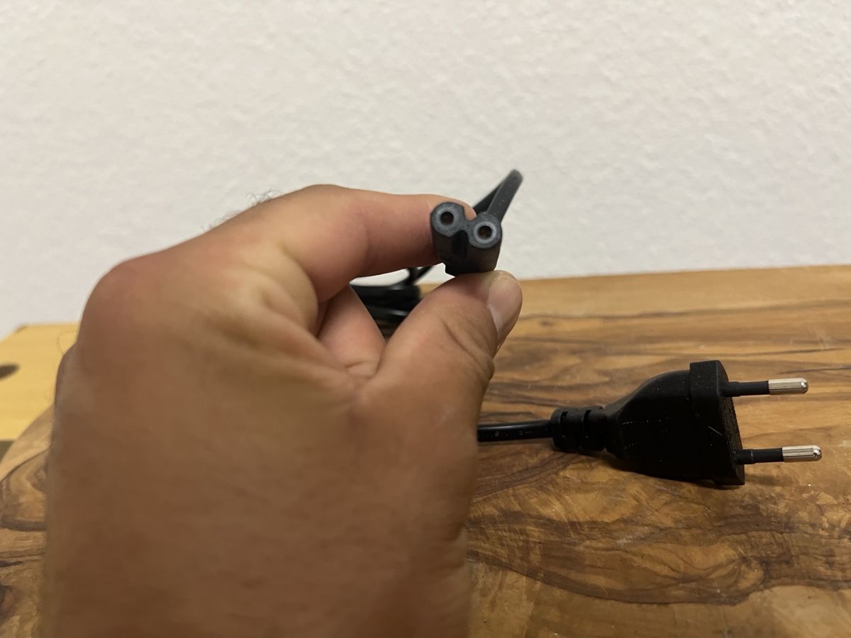 Kabel: Câble d'alimentation PLAYSTATION / TV – Gebraucht aus petit-lancy von Mak_zou 1
