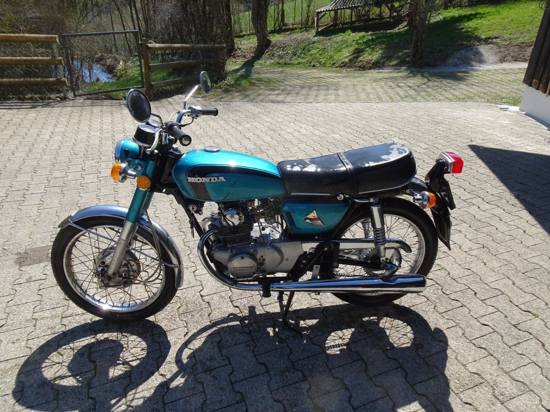 Honda Strada: Motorrad Honda CB 125 – Usato da Stein AR venduto da Bienli4 2
