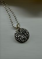 Kleiner Anhänger aus Silber Handmade