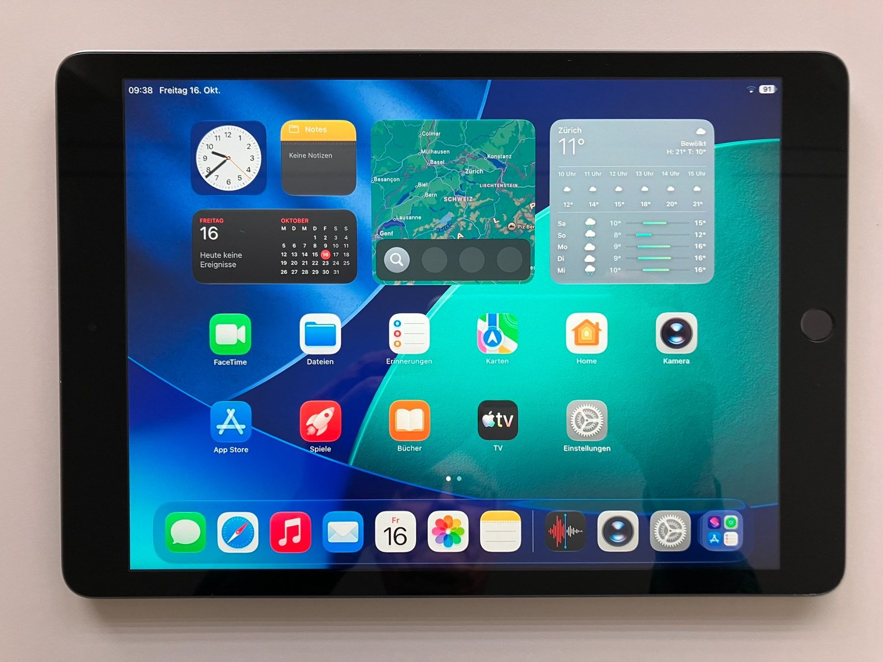 Apple Tablet PC: iPad 9. Generation WiFi / 64GB / Model A2602 – Gebraucht aus Meisterschwanden von Discus0