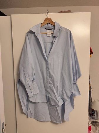 Zara Oversize Hemd in Hellblau 