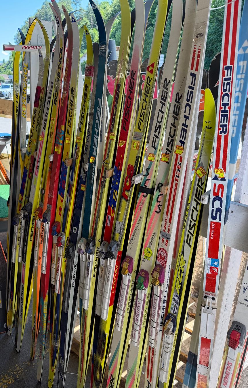 Skis: Ski-Set gut erhalten-70 Paar – Gebraucht aus Interlaken von Skandalpreis 5