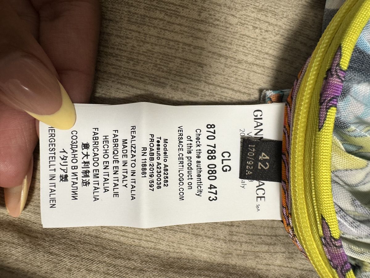 Versace Vestiti: Robe Versace parfaite pour soirée, vacances, été – Usato da Territet venduto da Mon_vide_dressing 5