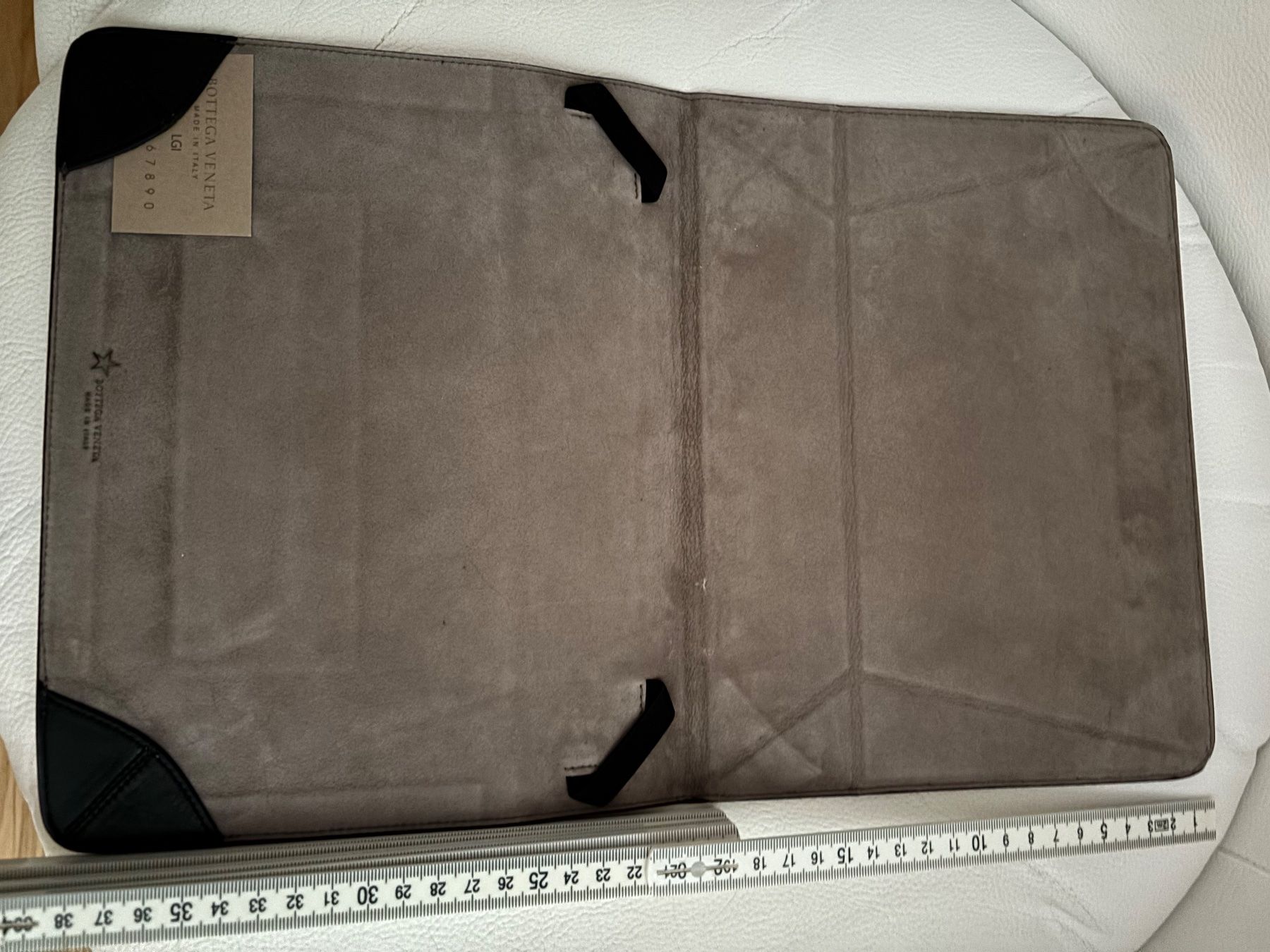 Bottega Veneta Borse: Bottega Veneta iPad hülle – Nuovo (secondo la descrizione) da Auenstein venduto da sonnenschein1256 7