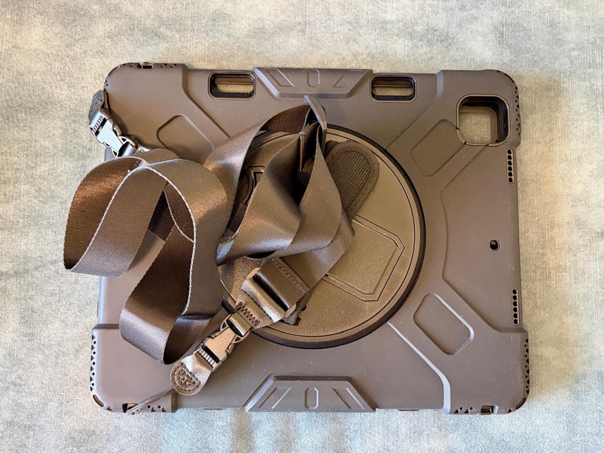 Coques & Sacs: Schutzhülle Tablet mit Drehteller und Tragegurt – Neuf (Voir description) à Eggenwil par desibetschart