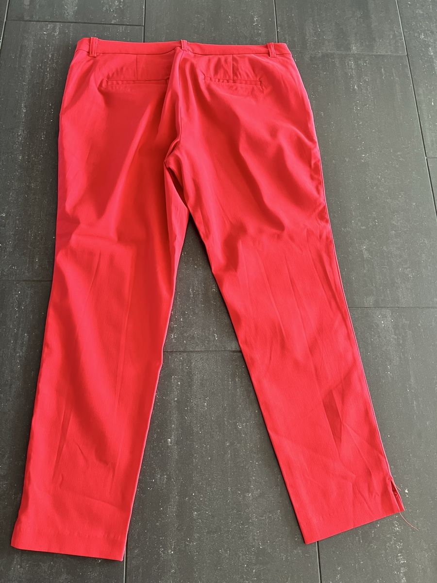 Pantaloni: Stoffhose rot 46 – Usato da Kreuzlingen venduto da Mirabilis0628 1