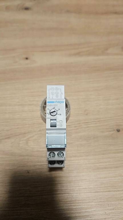 Componenti elettronici: Treppenhausautomat EMN001 – Nuovo (secondo la descrizione) da Buochs venduto da D.Scheuber