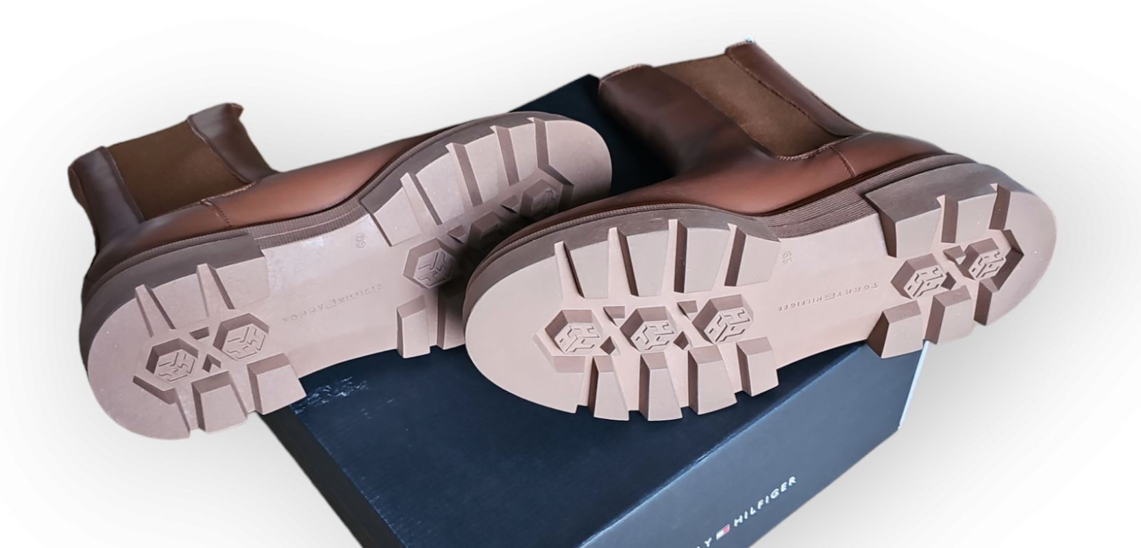 Tommy Hilfiger Scarpe da donna: Tommy Hilfiger Stiefel Gr. 39 – Nuovo e nell'imballaggio originale da Langenthal venduto da SecondChanceShop 2