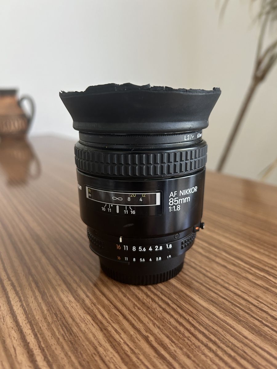 Nikkor Obiettivi: Objectif NIKKOR 85mm 1:1.8 AF objet d'occasion – Usato da Clarens venduto da Oriana-07