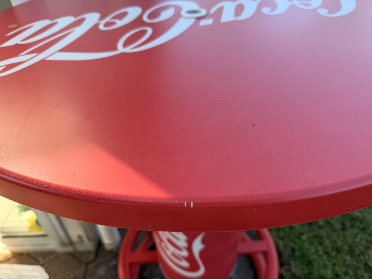 Tische: Stehtisch Coca Cola Rot mit Gebrauchsspuren – Gebraucht aus Wiedlisbach von Danger007 4