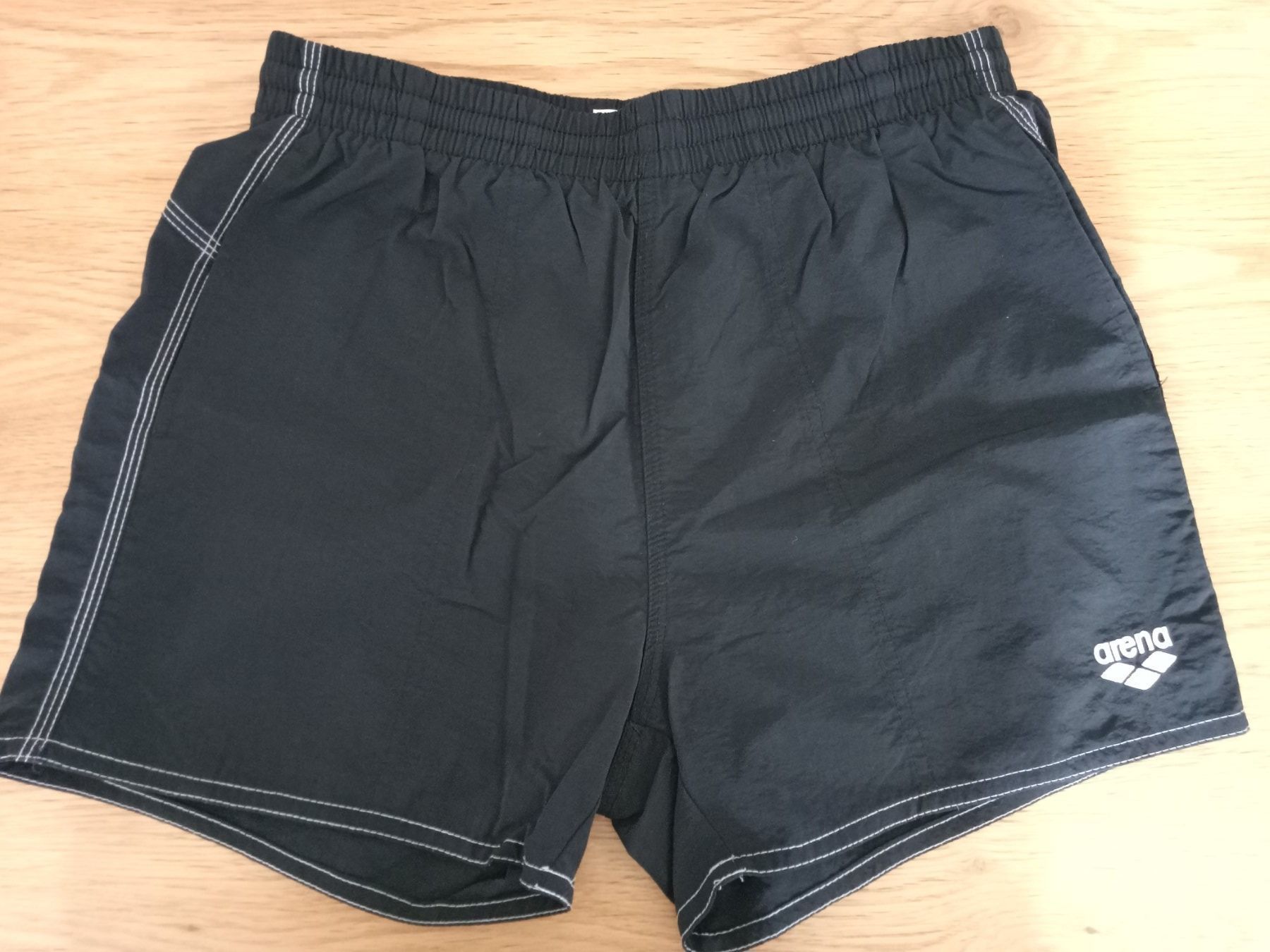 Pantaloni: Sporthose Adidas und Arena – Usato da Zürich venduto da kitsune 5