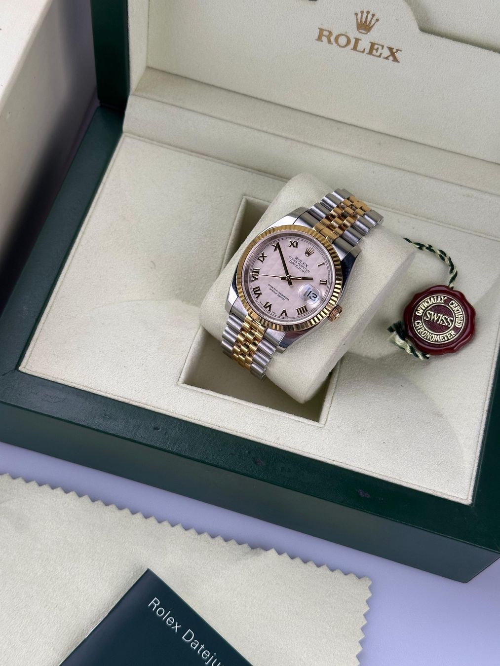 Rolex Uhren: Rolex Datejust 36mm Bicolor Ref. 116233 Pyramid Dial – Gebraucht aus St. Gallen von TrokulWatches 1