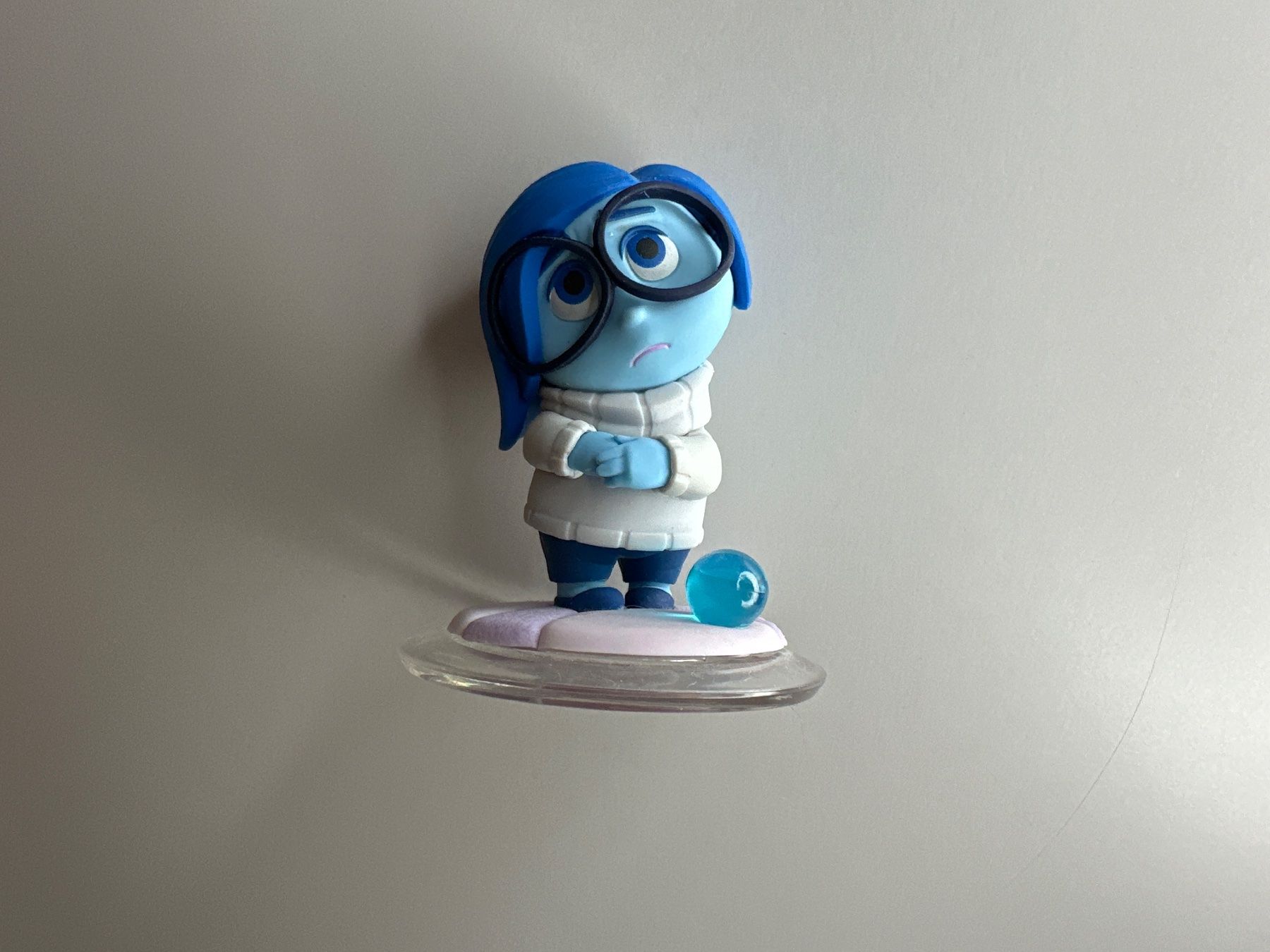 Disney Statuette: Disney Infinity Figur Sadness – Usato da St.gallen venduto da taduz
