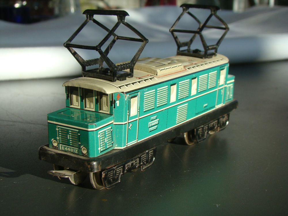 alte Distler Blech Lokomotive E44 Eisenbahn Gleichstrom (Gebraucht) in ...