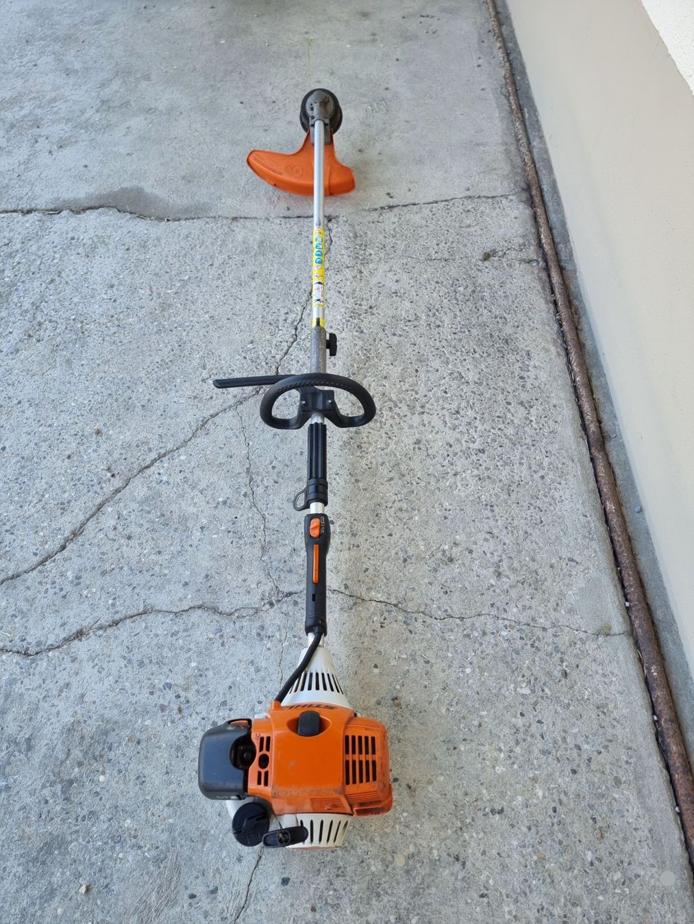 Stihl Tutti gli attrezzi: Stihl KM 130R Rasentrimmer – Usato da Gossau SG venduto da and_28vp 2