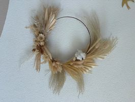 Couronne de fleurs séchées