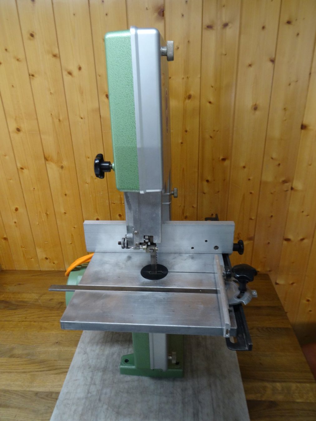 Inca Scies: Inca - Bandsäge 220 Volt – D'occasion à Lungern par madachsa 1