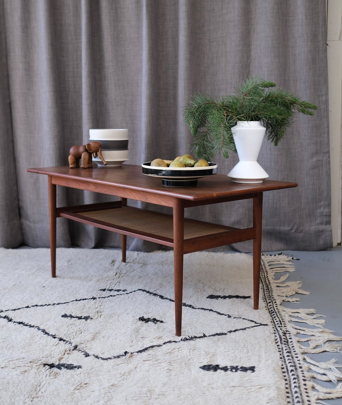 Tische: Danish Midcentury Teak Coffee Table c.1960 – Gebraucht aus Bern von Zmodern_VIN 6