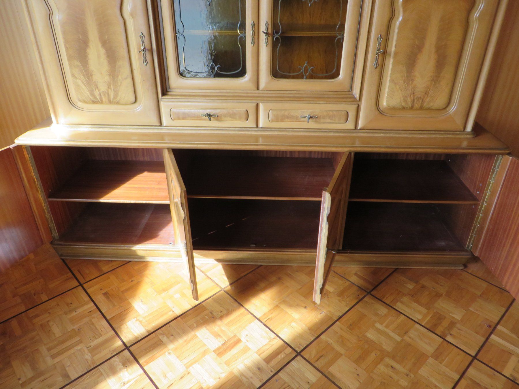 Credenze: Buffet – Usato da Schwanden i. E. venduto da Lewisia 7