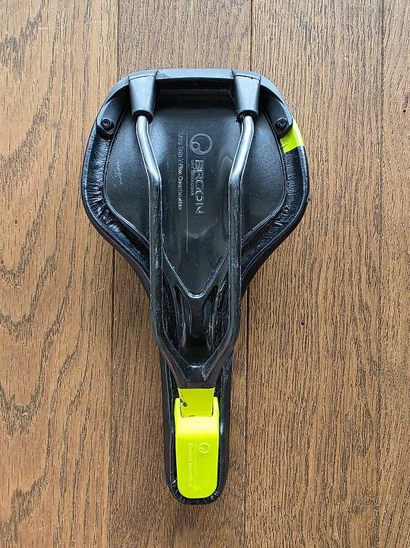 Ergon Pezzi di ricambio: Ergon Pro Carbon SME3-S Sattel – Usato da Bern venduto da nic_k9sl 4