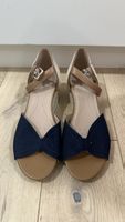 Chic Summer Geox Sandals — Size 38 — Great for Sunny Days!