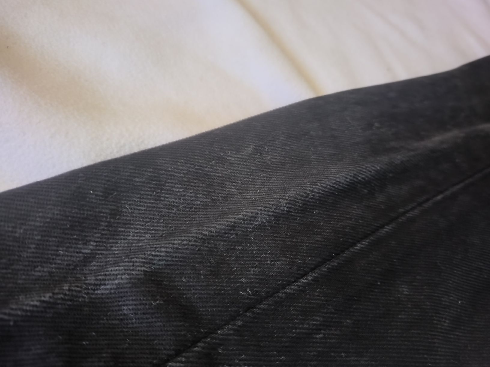 Levi's Jeans: Jean Levi's 505 noir W33 L34 – Usato da Farvagny-le-Grand venduto da LaCaverne 7