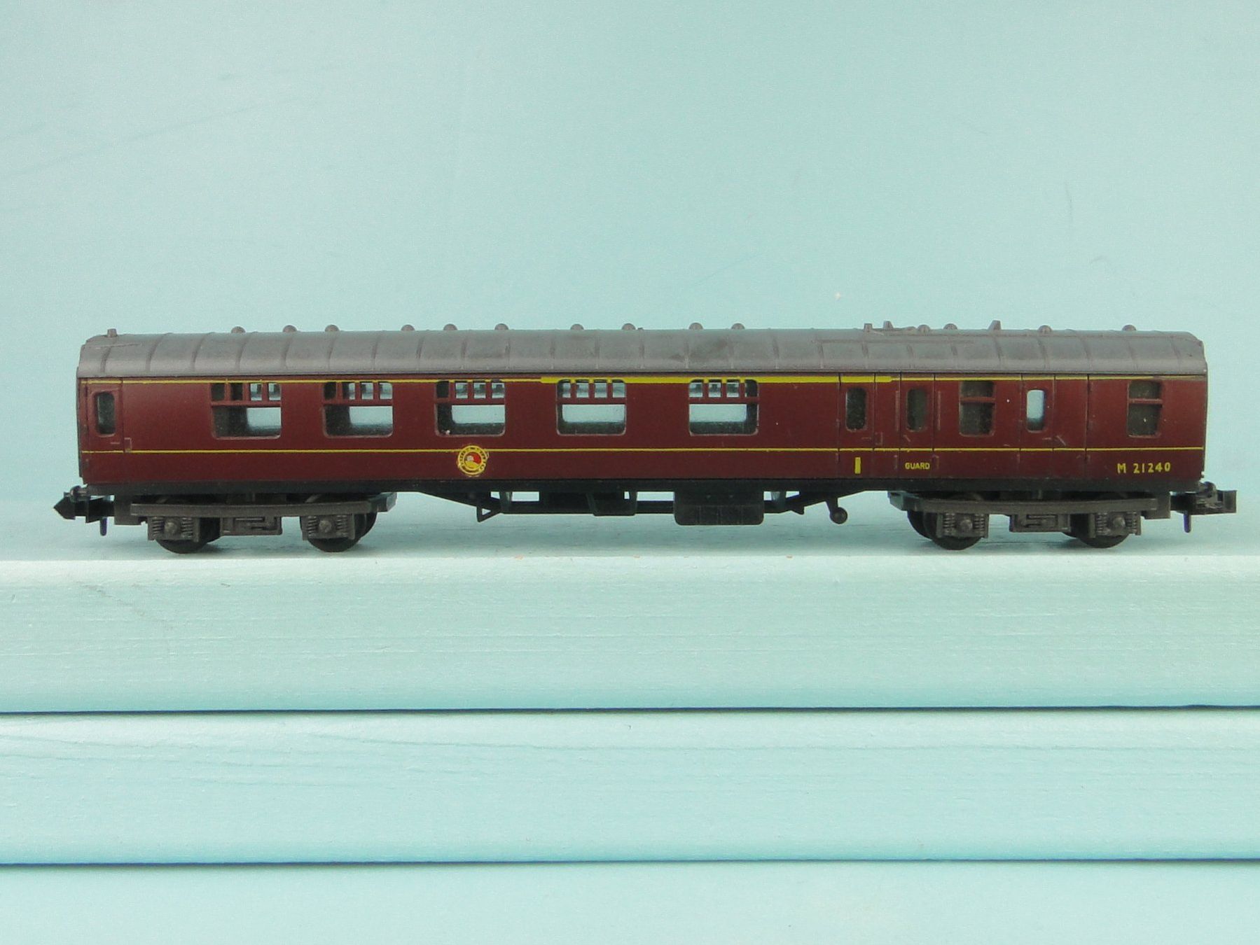 Trix Trains électriques: Minitrix Spur N Britisch Coach – D'occasion à Bülach par Albitrain 2