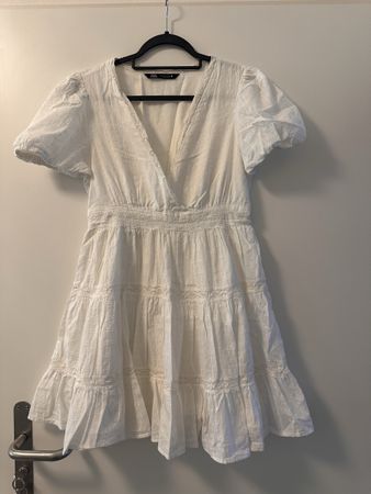 Zara Kleid Weiss Sommerkleid Gr. M Top Zustand!