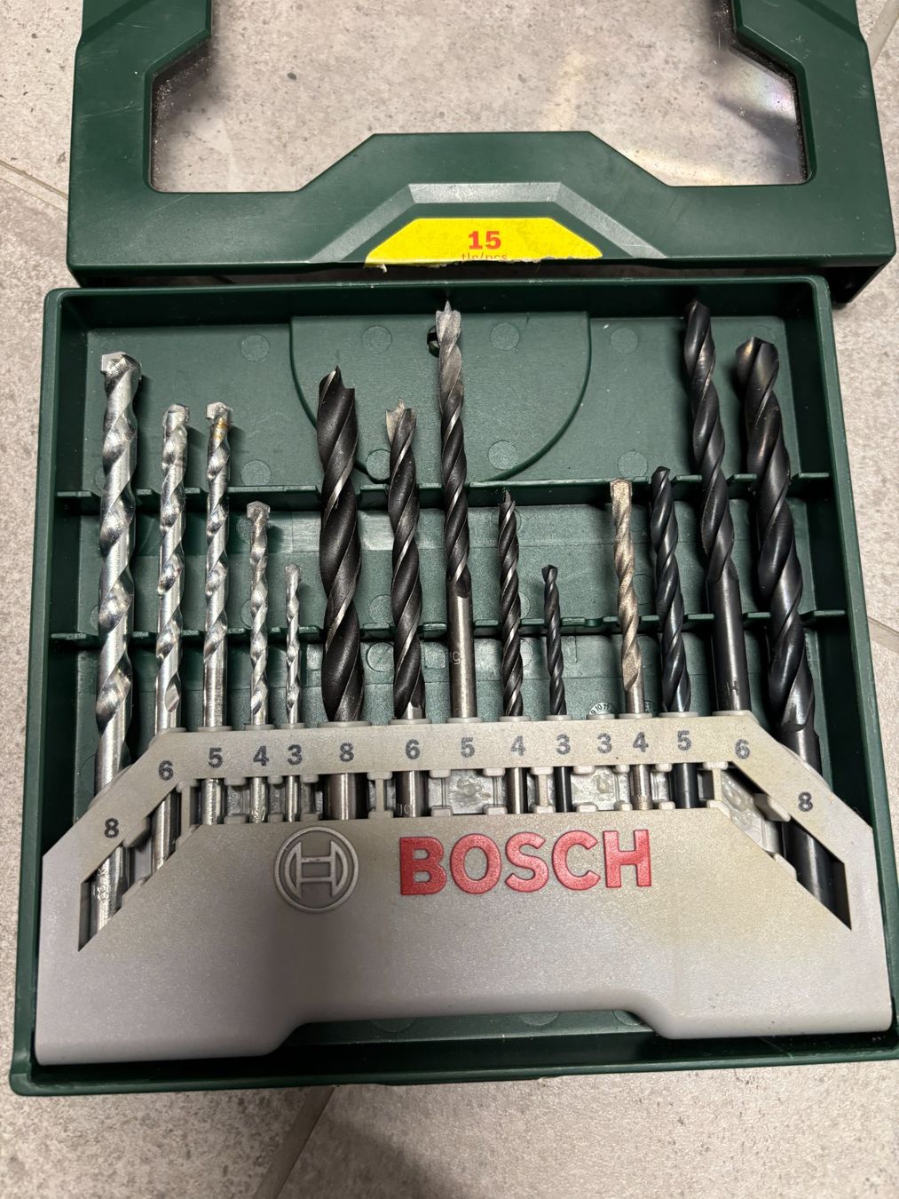 Bosch Tous les outils: Jeu de forets BOSCH 15 pcs excellent état – D'occasion à Salvenach par gwenwywar 1