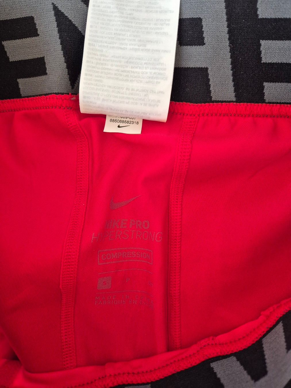 Biancheria intima: Nike Pro Hyperstrong Shorts rot, Grösse S – Nuovo (secondo la descrizione) da Bremgarten b. Bern venduto da Athinaa 2