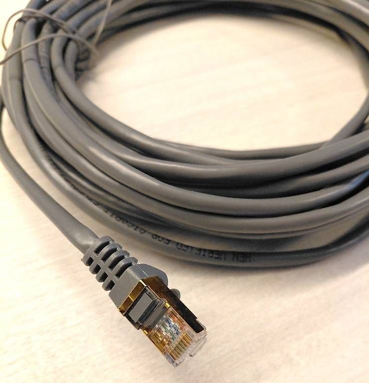 Hama Cavi: Câble réseau Ethernet 🔌- 10m – Usato da St-Livres venduto da lune_bleue 2