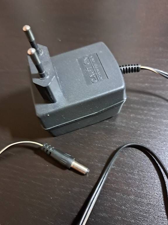 Caricabatterie: Netzteil Ladegerät Netzadapter 15V gebraucht – Usato da Rothrist venduto da sal_k6ss 1