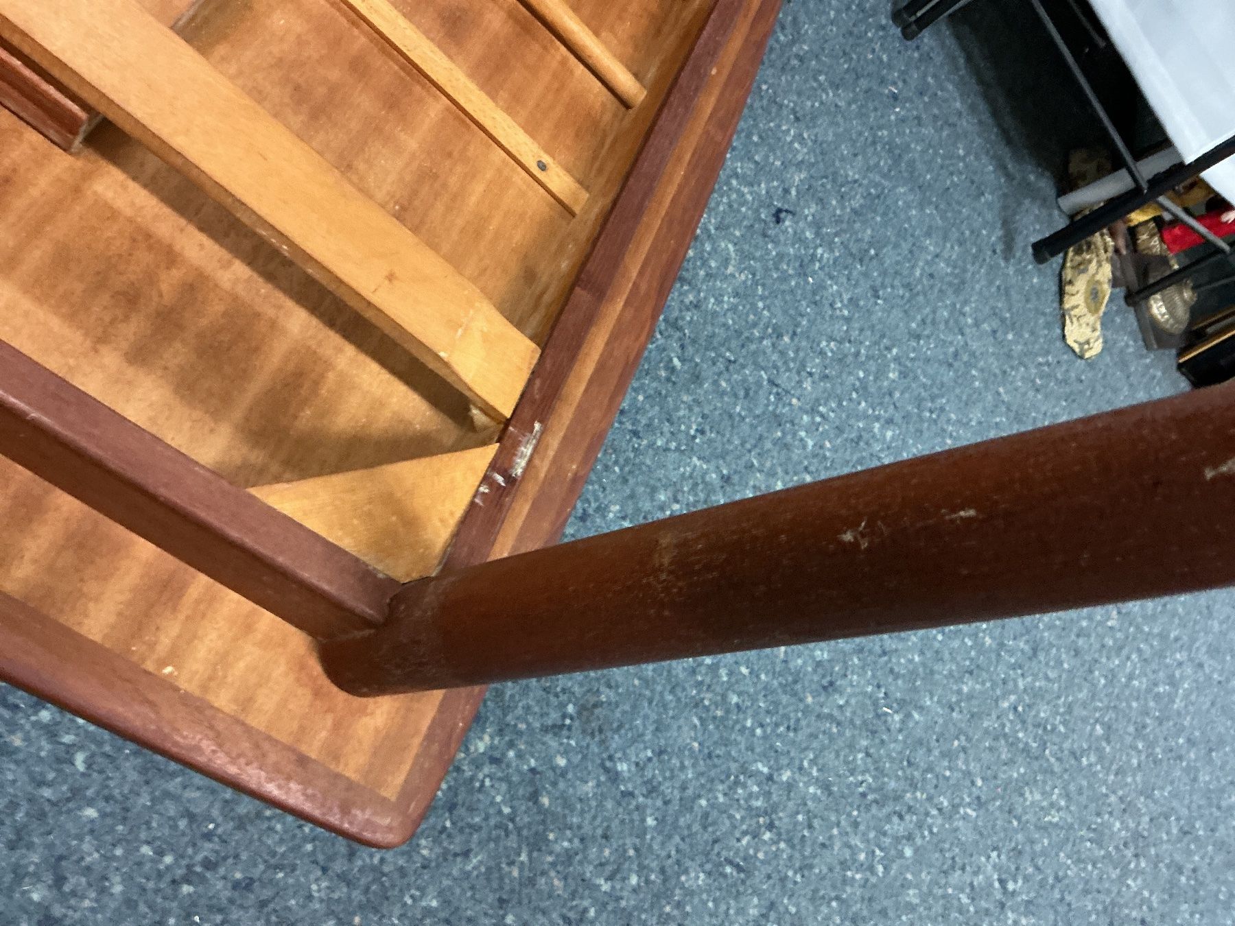Tische: Design Tisch Swiss Teak – Gebraucht aus Bern von vielerart 2