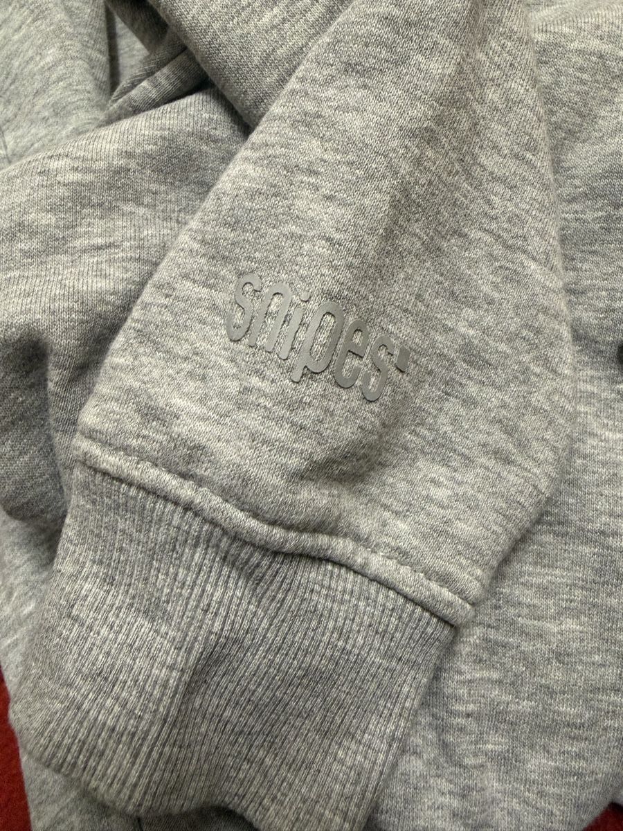 Snipes Maglioni & Felpe: SNIPES Hoodie – Usato da Eschenbach LU venduto da Tatzi1 9
