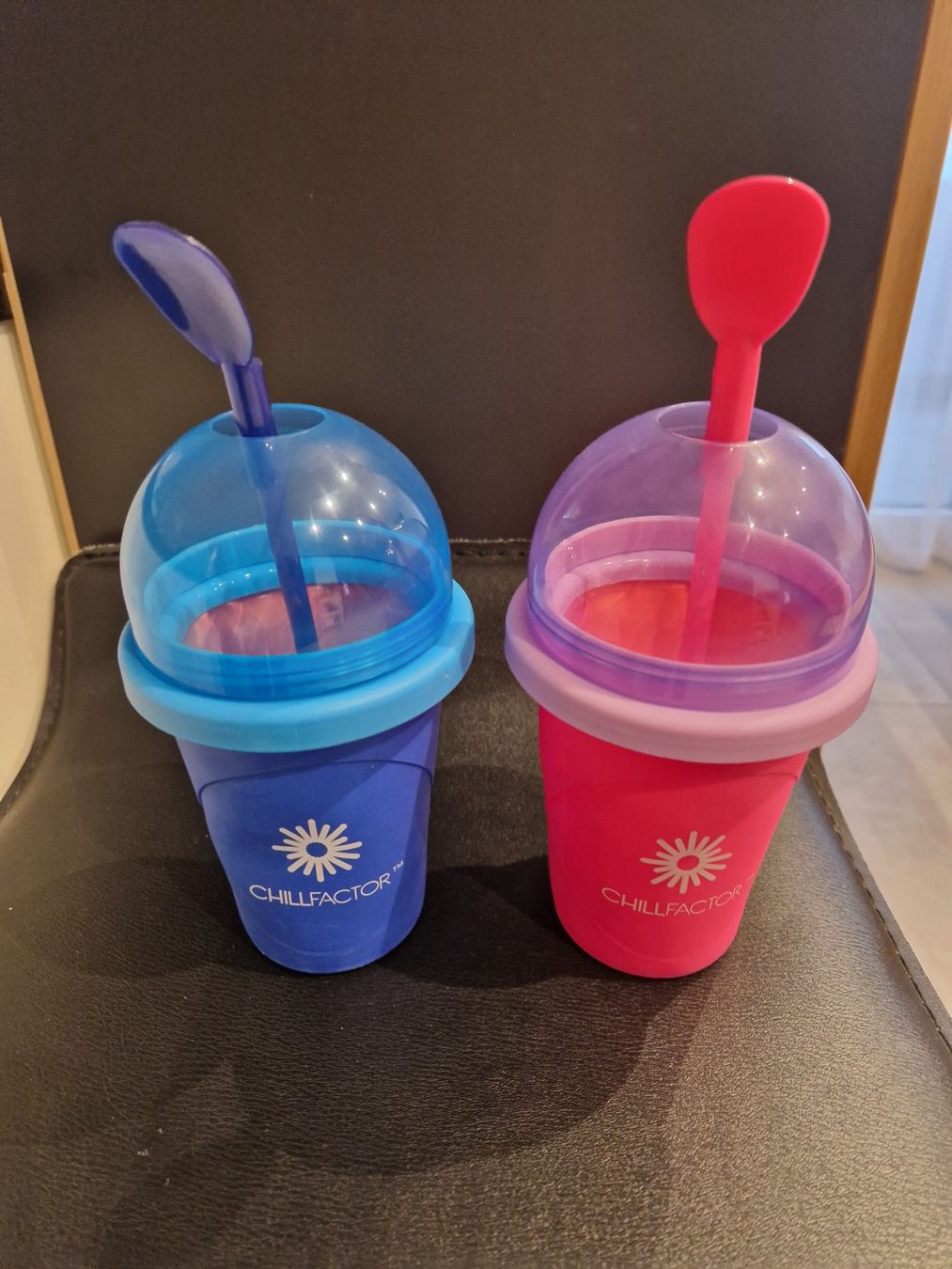 Giocattoli: Chillfactor Slushy Maker Set, zwei Stück, Neuwertig! – Usato da Dagmersellen venduto da ejord 1