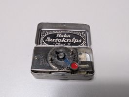 Haka Autoknips Mod II mit Blechdose und Anleitung
