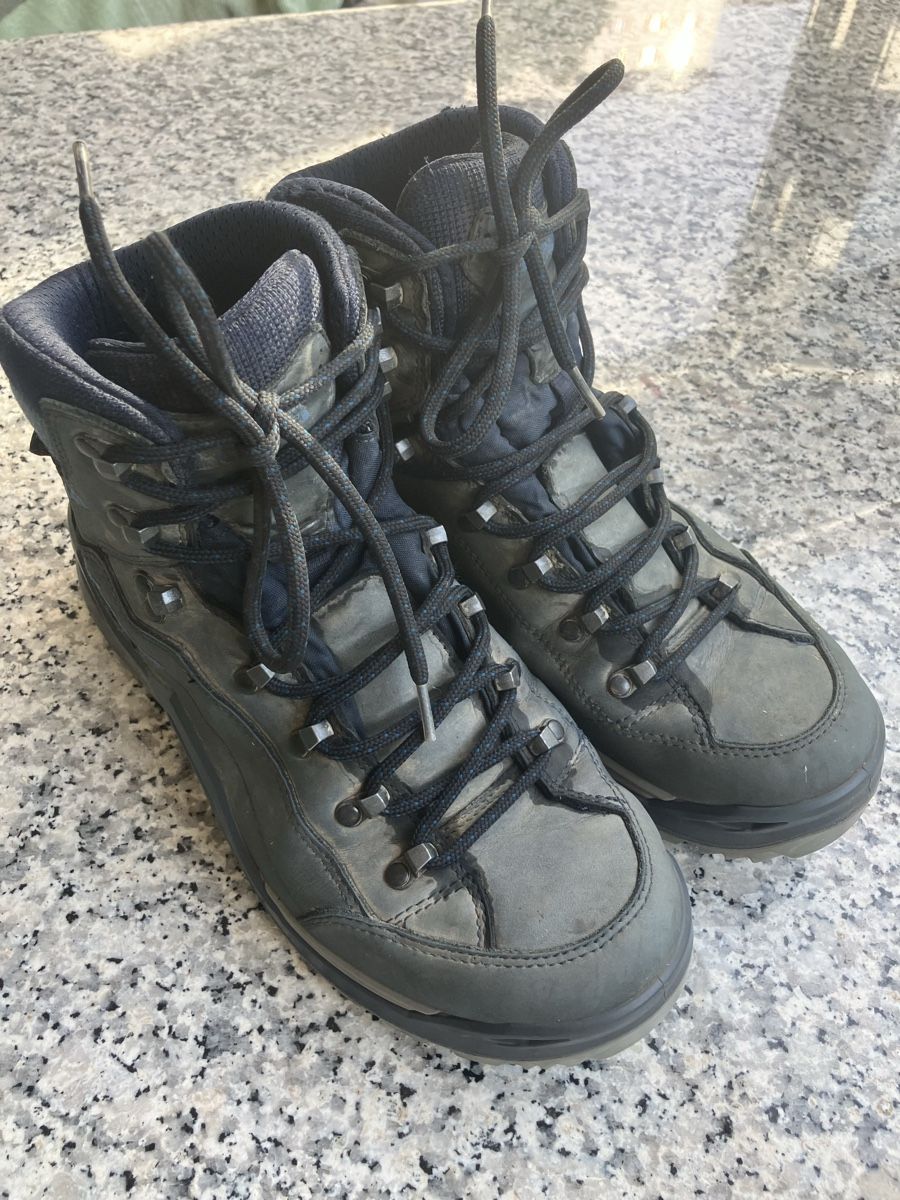 Lowa Herrenschuhe: Lowa Wanderschuhe Grösse 42.5 – Gebraucht aus Werthenstein von LEGE77