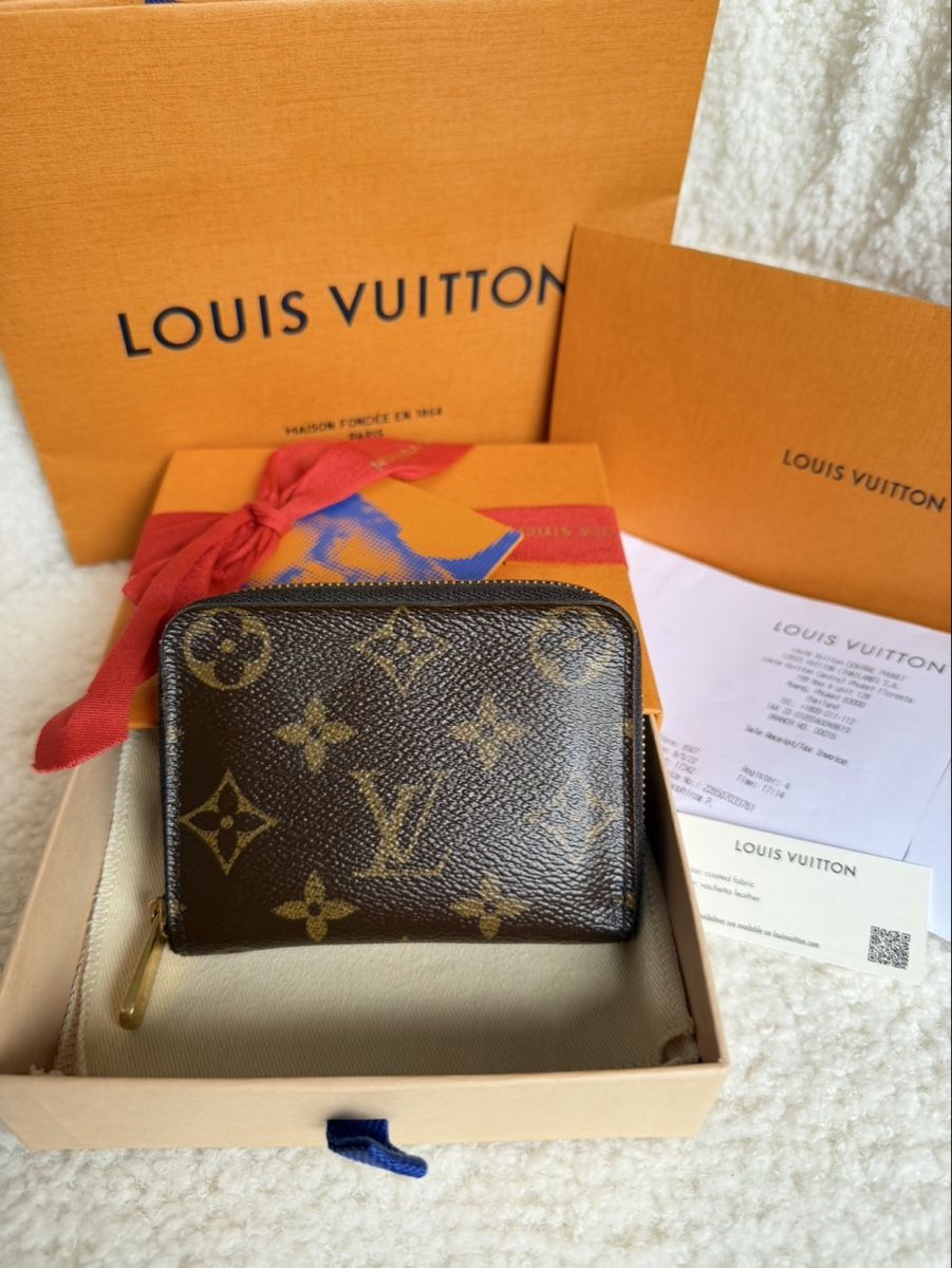 Louis Vuitton Portafogli: Louis Vuitton zippy Coin purse yY2022 – Usato da Widnau venduto da Pukpan_99