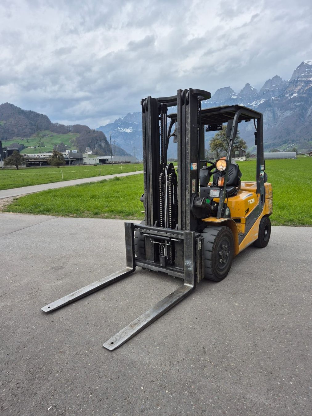 TCM Carrelli elevatori e a forche: TCM FD30T6H – Usato da Flums venduto da BartholetFlumsAG 1