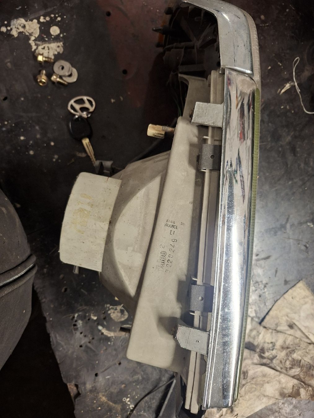 Volvo Fari: Volvo 240 Scheinwerfer links – Usato da Ermensee venduto da volvo-Turbo 3