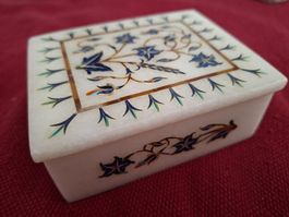 Handgefertigte Marmor-Schmuckschatulle 