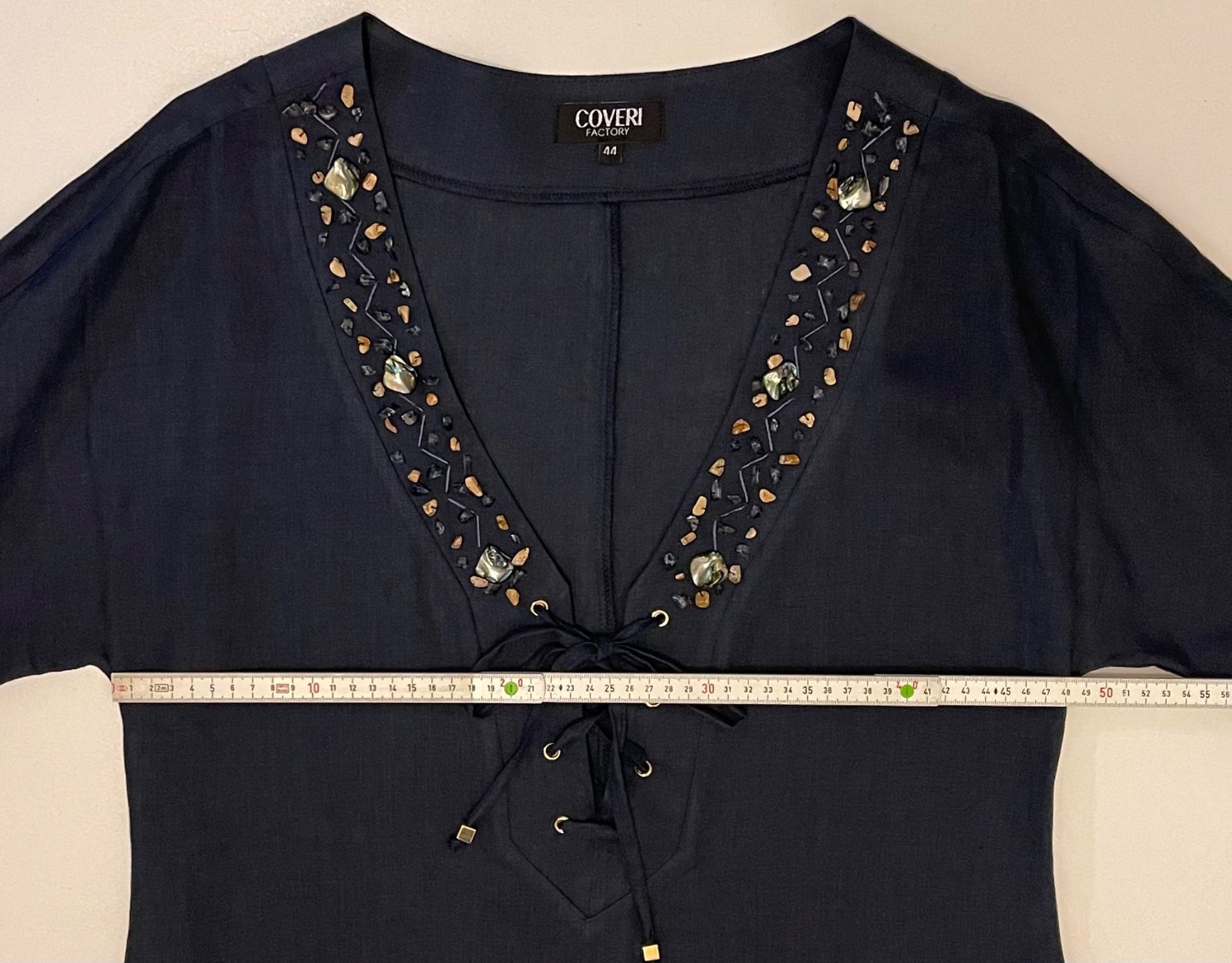 Kleider: Jolie robe tunique, navy, taille 38CH-44IT – Neu und originalverpackt aus Genève von OnSale 2