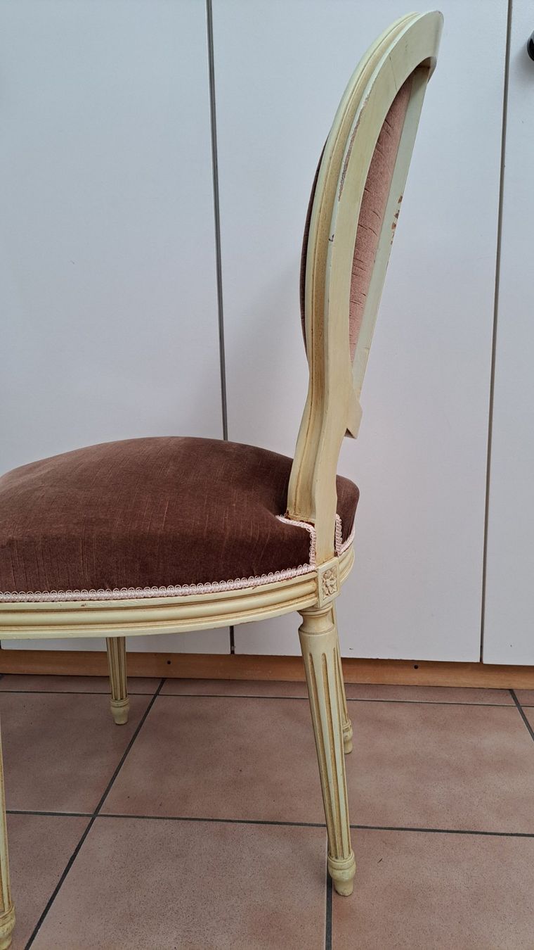 Stühle: Chaise médaillon style Louis XVI – Gebraucht aus Neuchâtel von Forestmanz 2