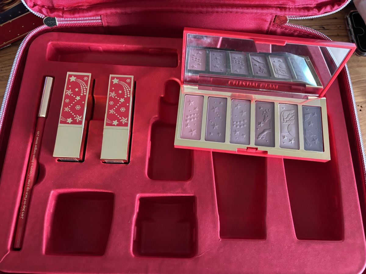 Estée Lauder Make-up: Blockbuster Estée Lauder – Nuovo e nell'imballaggio originale da Chardonne venduto da teenyweeny