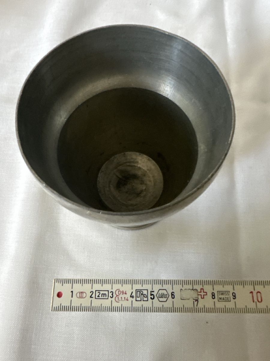 Altre raccolte & rarità: Zinnbecher mit Gravur MM, EO II 20.6.81 – Usato da Zürich venduto da Chaeffeler 5