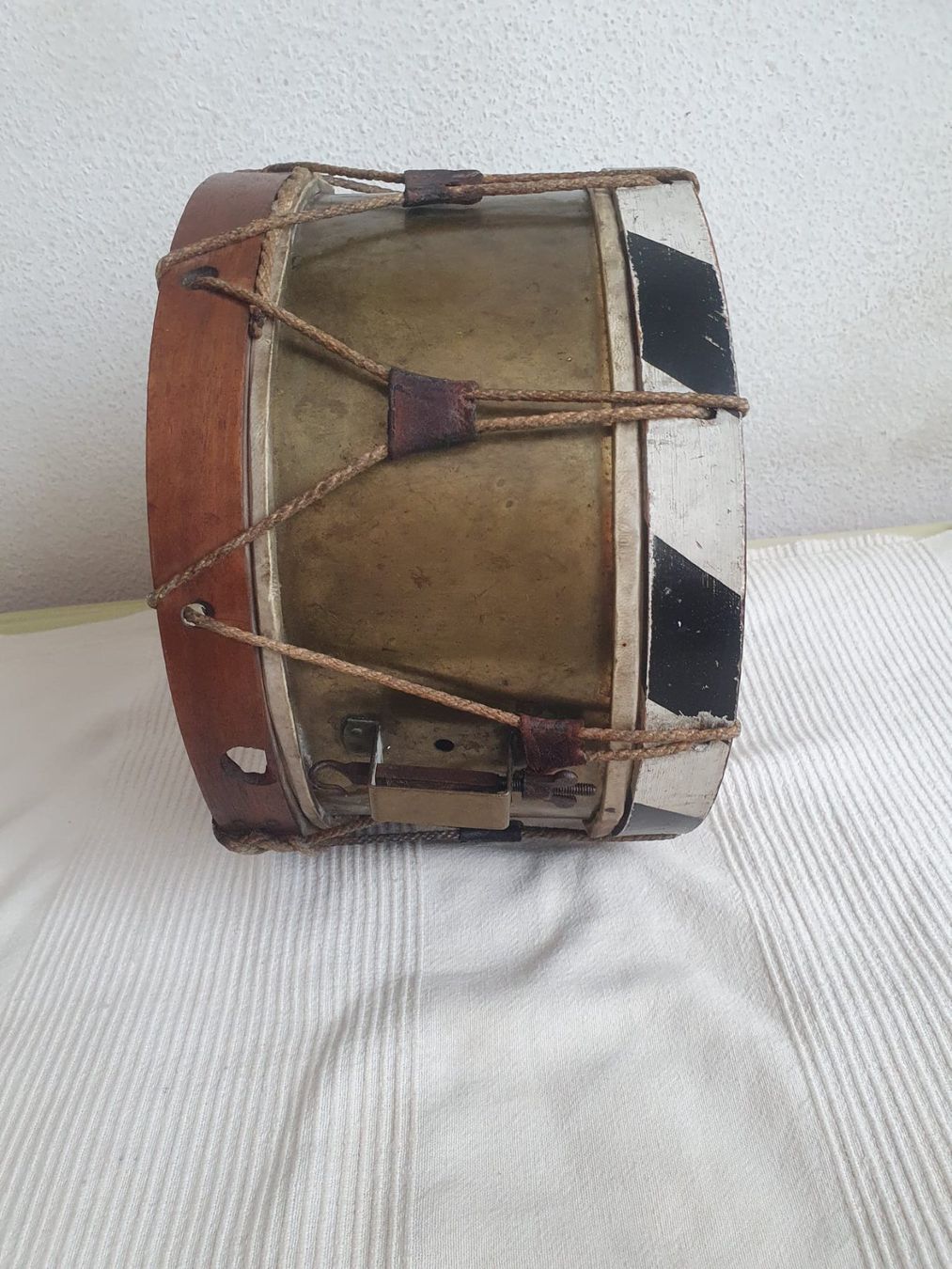 Strumenti musicali: antike Basler Trommel 1875 Ø 30cm – Usato da Basel venduto da FirstClass4000 2