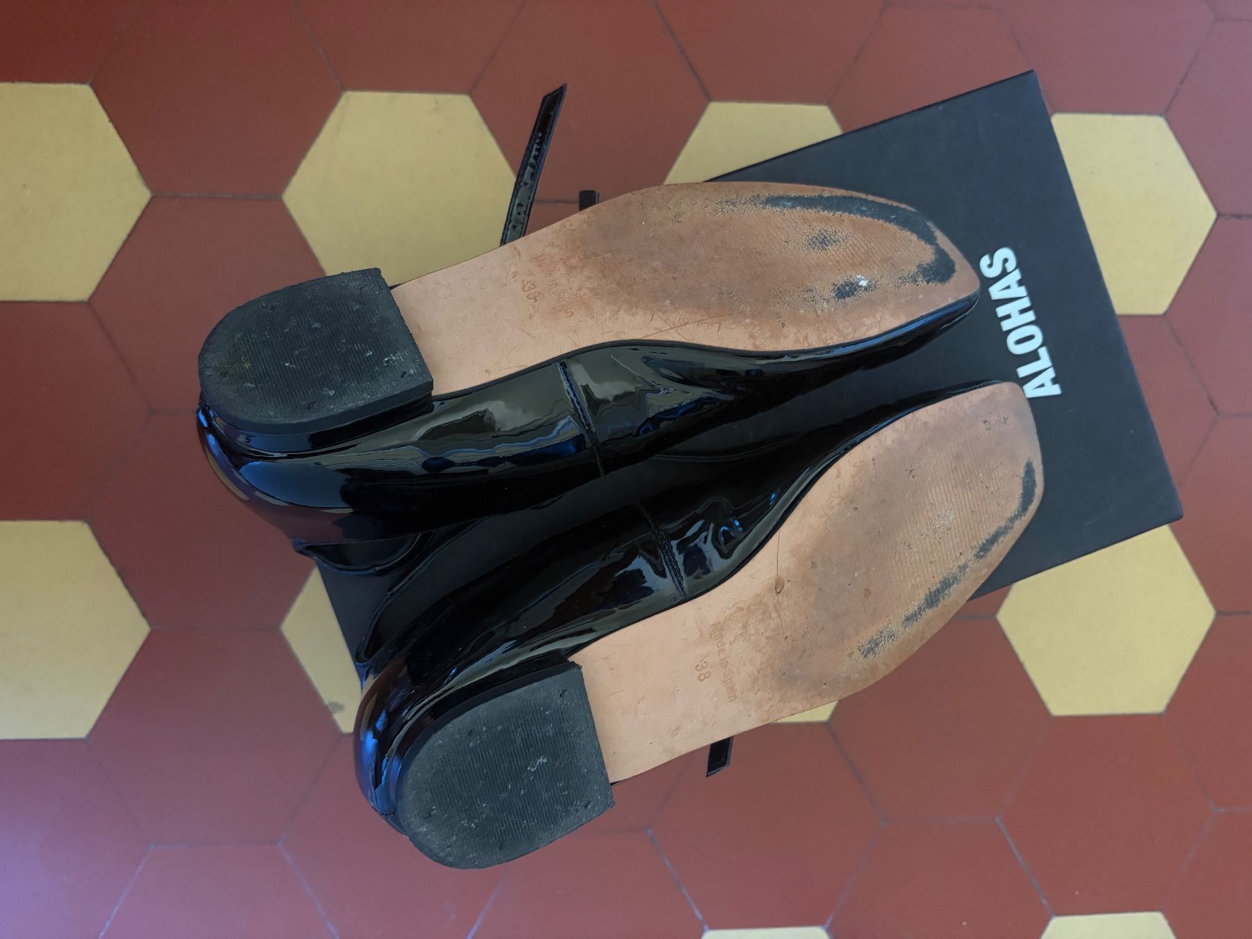 Alohas Scarpe da donna: Alohas Onyx flats – Usato da Lausanne venduto da jdthmm 4